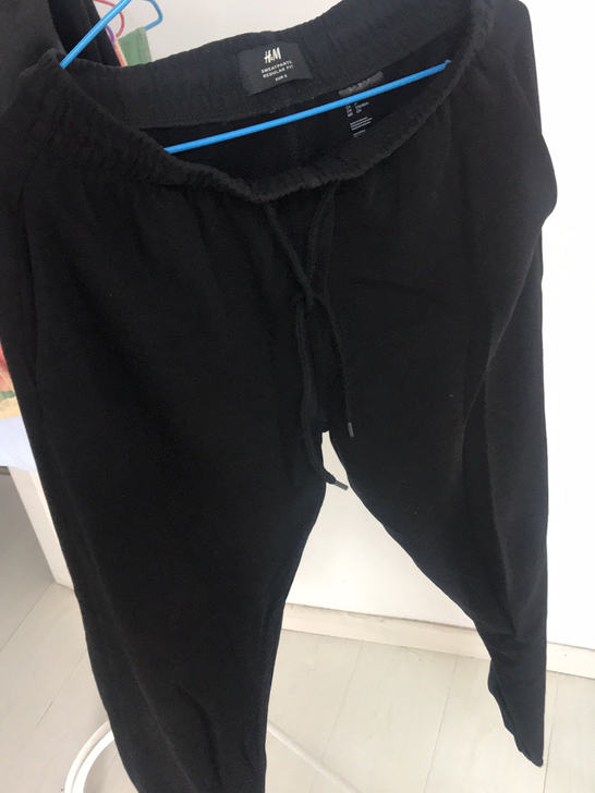 女款纯棉运动裤 s码 很舒服 挺宽松的