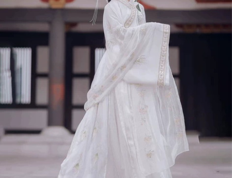 【出租】都城南庄汉服 雀翎仙 魏晋风交领齐...