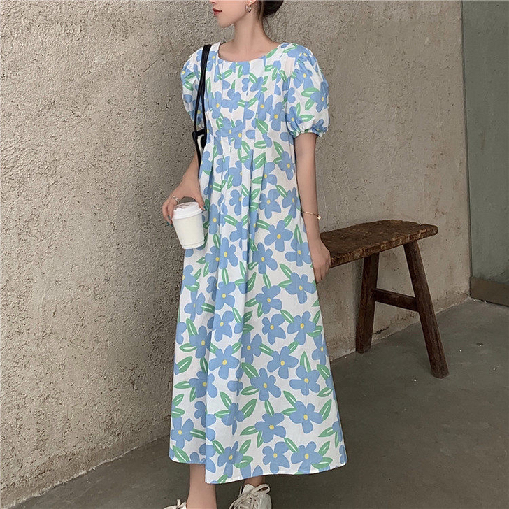 碎花连衣裙