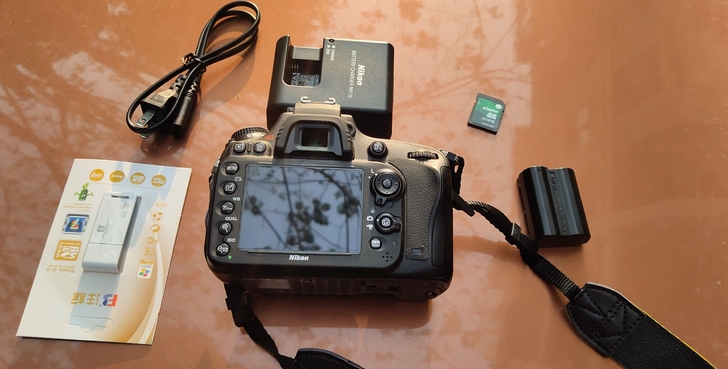 箱说全,尼康d610 全画幅相机 套机