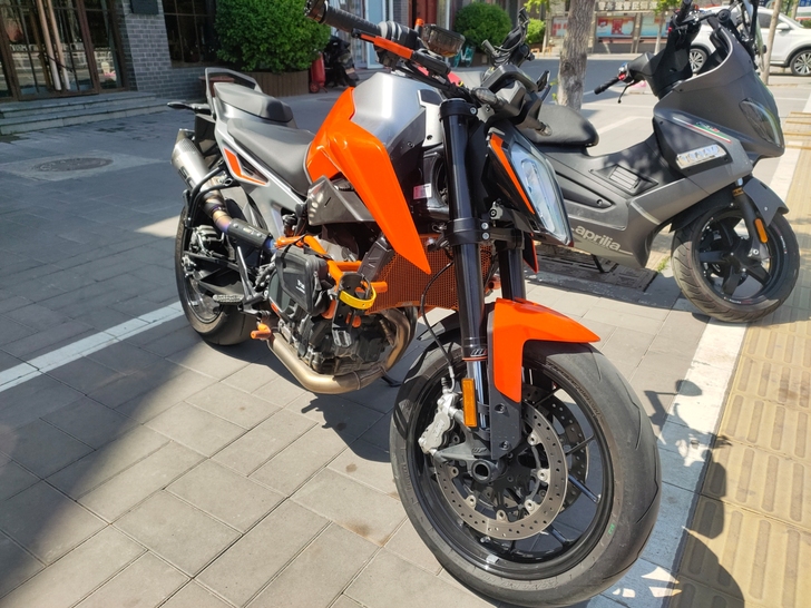 大贸KTM790DUKE试驾摩托租赁。梦想...