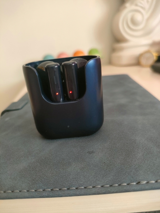 出手闲置耳机:QCY-T12S