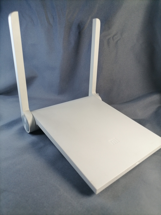 自用小米路由器，型号R1C