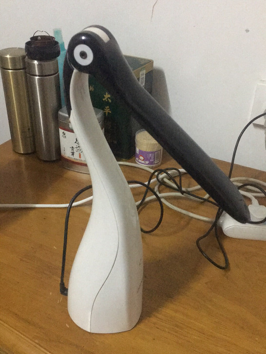 殴普护眼灯