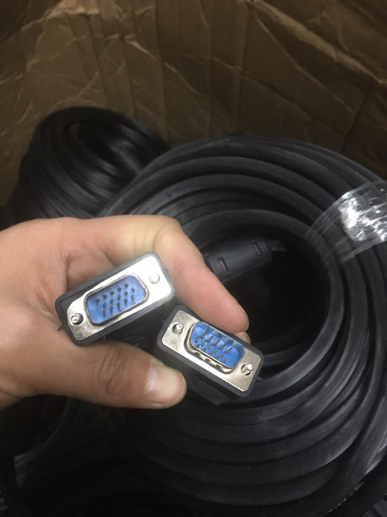 工厂处理尾单全新15米VGA线 15针对1...