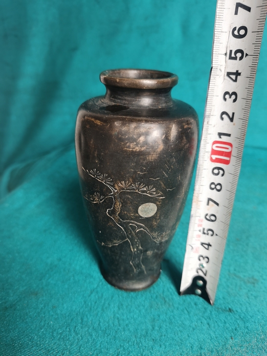 日本二手进口纯铜工艺品摆件（花瓶）上面带图...