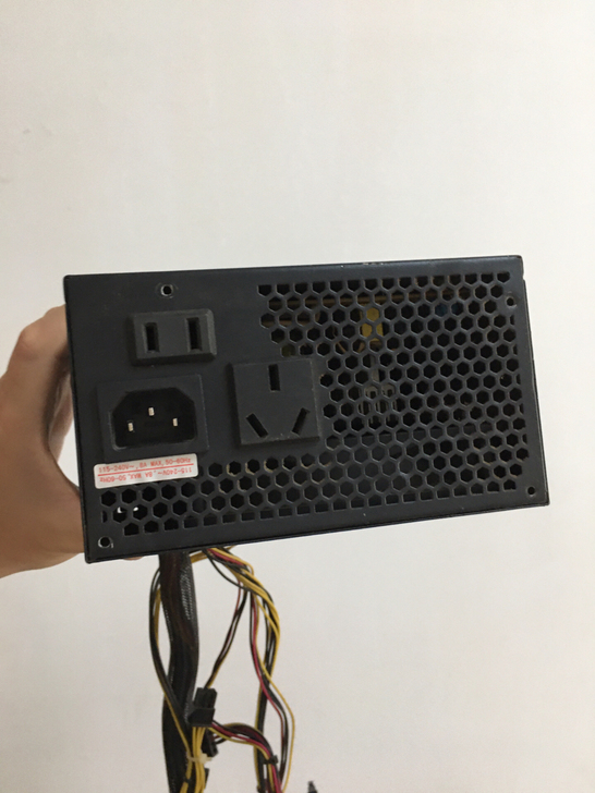 大水牛额定450瓦电源