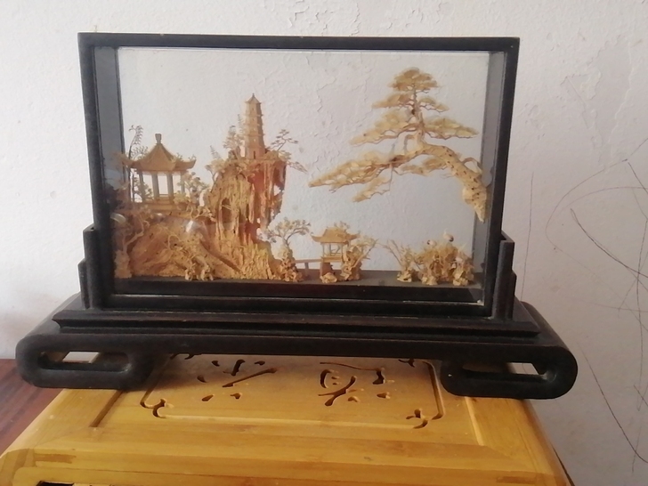 八十年代软木雕画,木雕摆件,底座长42厘米...