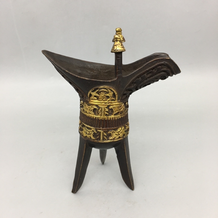 古玩铜器收藏,小号爵杯,工艺精湛 ,包浆醇...