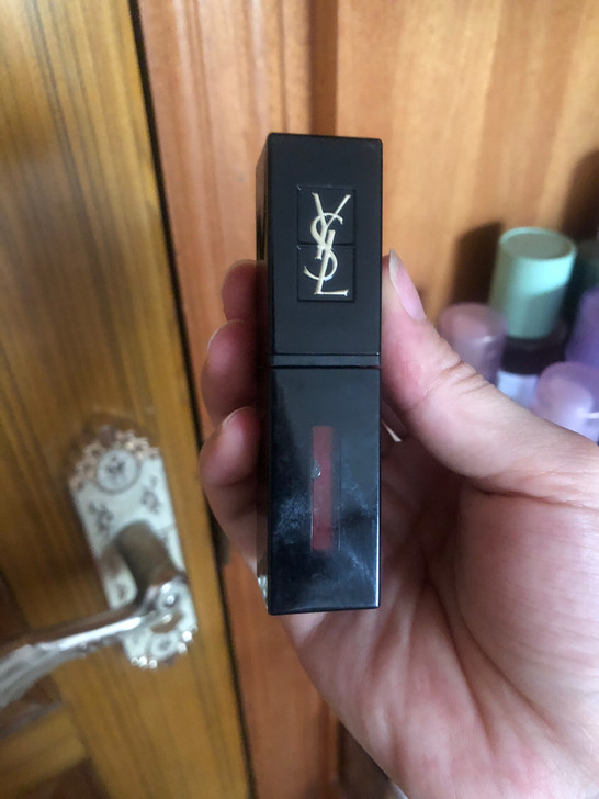圣罗兰409 唇釉,颜色请去小红书自行做攻...