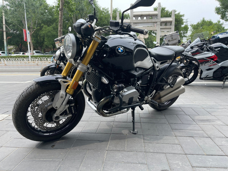 宝马拿铁大贸车型摩托车租赁机车出租摩托.杜...