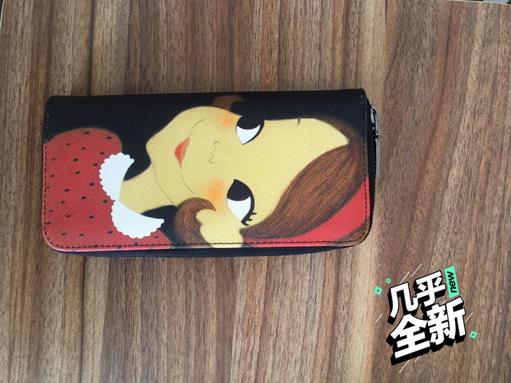 陆心缘钱包，几乎全新，卡位多，喜欢联系