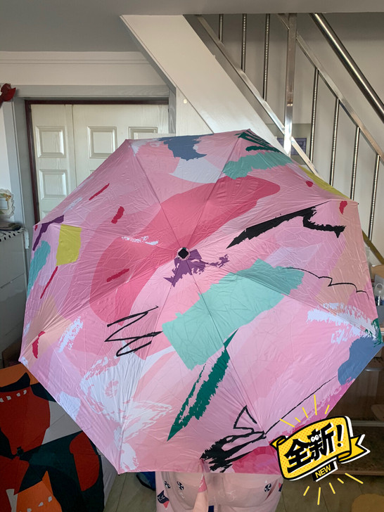 低价出售全新雨伞