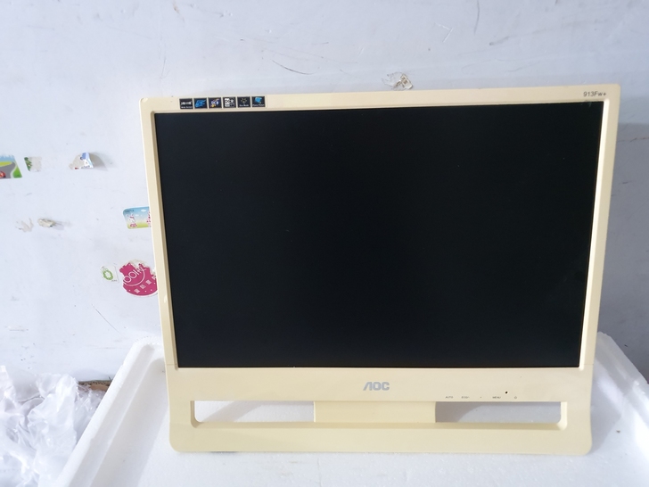 AOC 19寸宽屏显示器,以前监控用的,1...