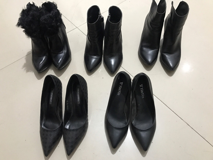 全皮细跟坡跟高跟鞋女鞋都是37码9新,两双...
