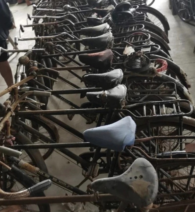 民俗老物件,二八自行车,凤凰、永久,邮电局...