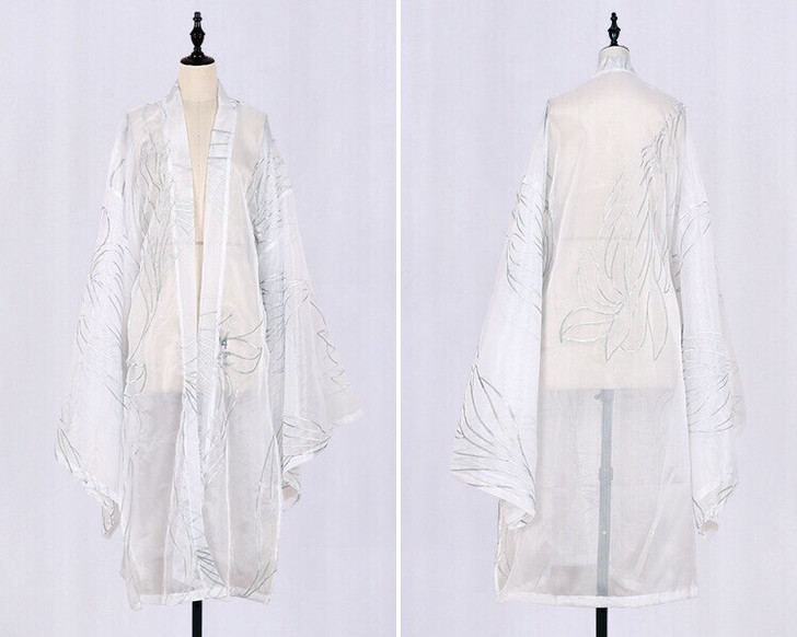 (帮姐姐店铺清货)全新带吊牌白色银线汉服大...