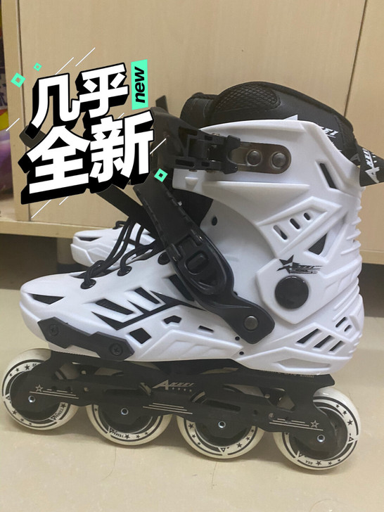 九成新 只滑过四回 原价299买的 38....