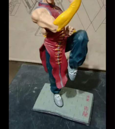 树脂手办 原小人国动漫店单个100元左右 ...