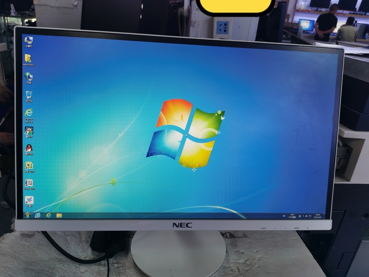 本店铺有四台VE2308XI,23寸无边框...