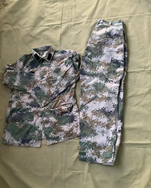 二手迷彩,夏季棉的,包邮送帽子