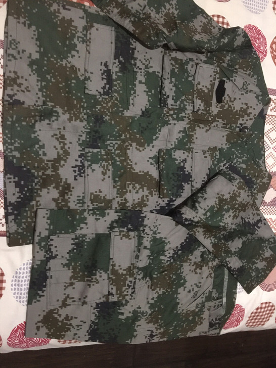 全新迷彩服(大码)