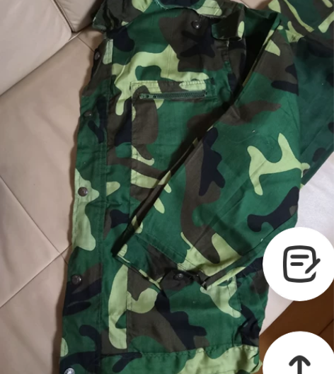 全新 ，孩子军训服，买了但没有参加，所以闲...