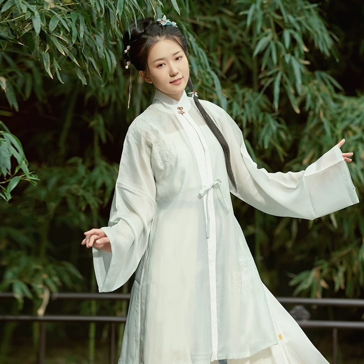 退坑出汉服