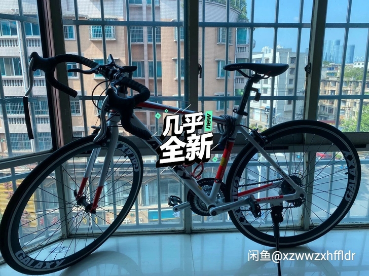公路自行车基本全新，实体店购买价格1800...