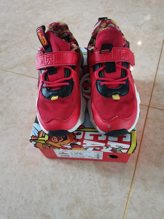骆驼鞋,幼童鞋,孩子大了,用不上了,现低价...