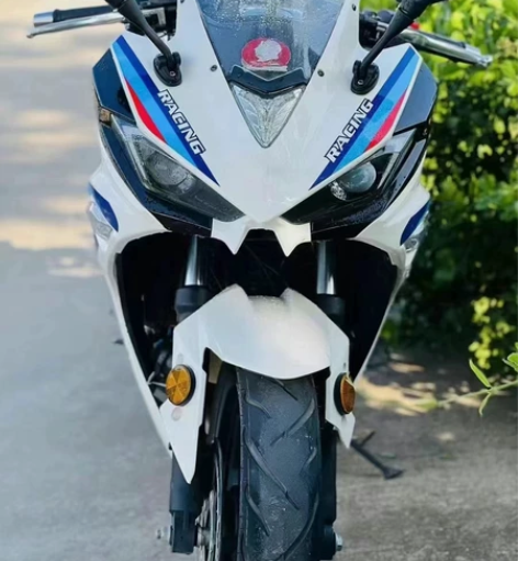 粤R牌，400ccR3跑车，2021年上牌...