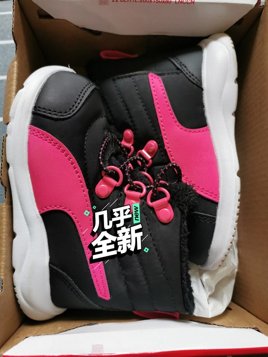 彪马PUMA 棉靴 童鞋 万达购入 就穿过...