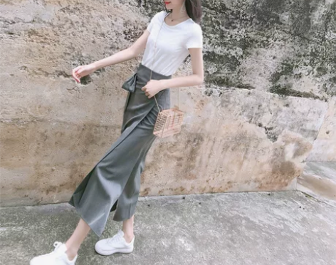 夏装2019新款洋气减龄网红法式很仙小香风...