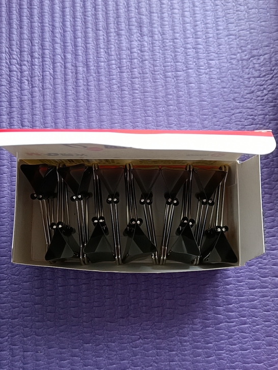 黑色长尾夹,有30个吧
