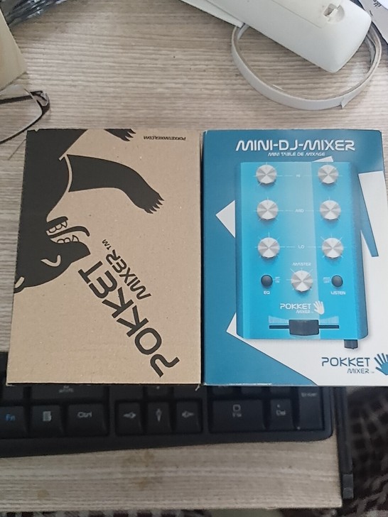 一款超小型DJ混音器 德国货    国内没有