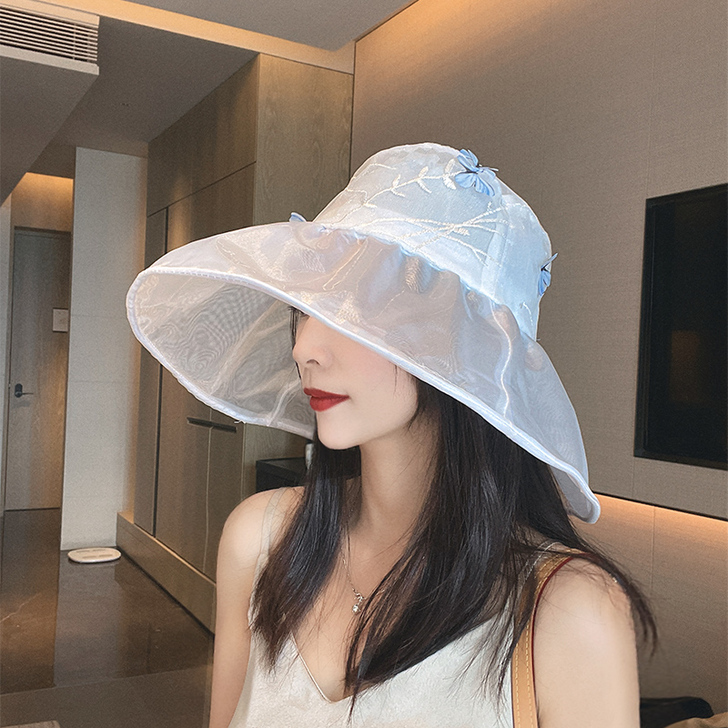戴发 帽子,
