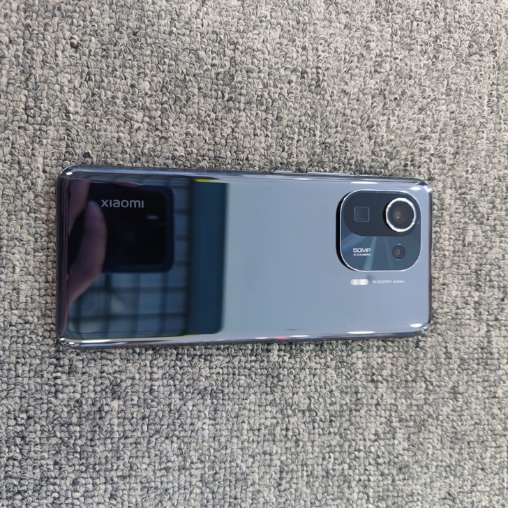 小米11pro，8+128，黑色，成色99...