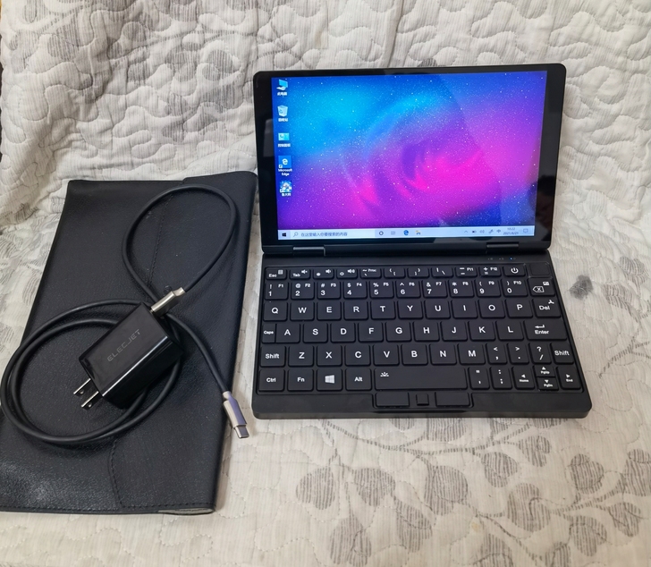 最小掌上umpc电脑，壹号本3pro