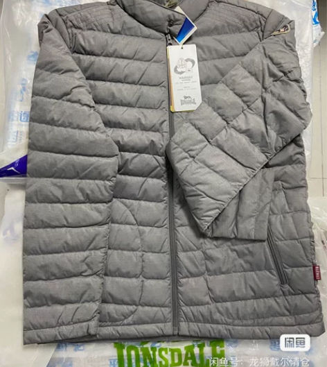 龙狮戴尔男士羽绒服薄款灰色还有个红色 灰色...
