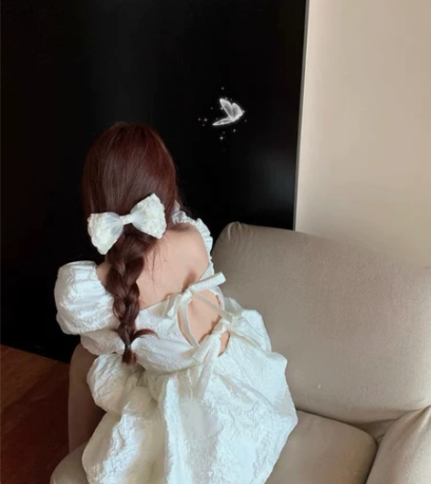夏季甜美小清新露背连衣裙女2022新款法式...