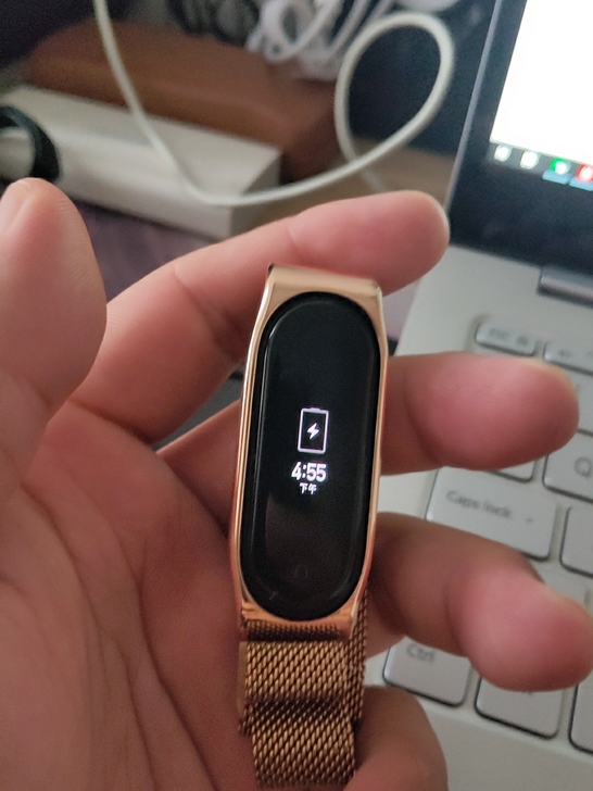小米手环5nfc有点小划痕