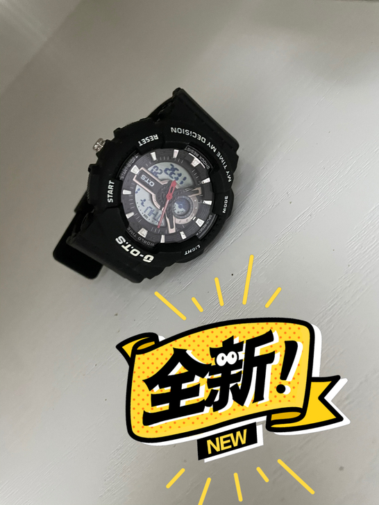黑色手表，很酷，小孩子也可以带！