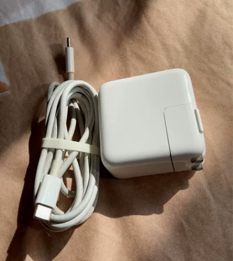 苹果Macbook Air 30w电源适配...