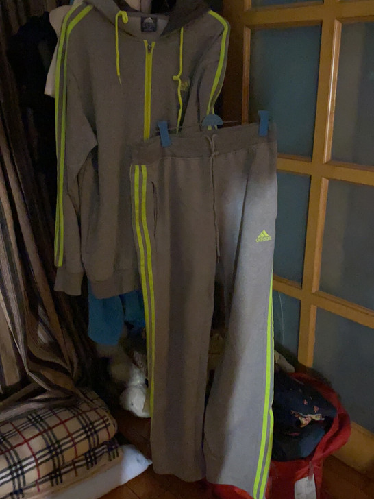 阿迪男士运动套装