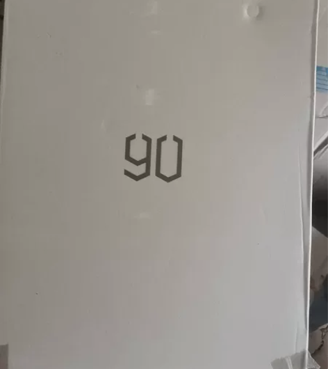 全新小米90分20寸行李箱,暗黑色,可登机...