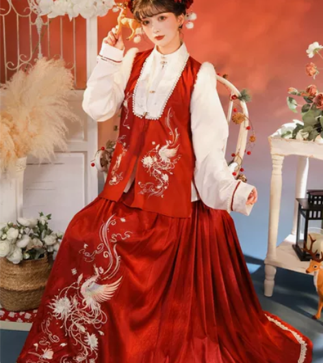 出玉术家的汉服，穿了一次我穿不合适我太矮了...