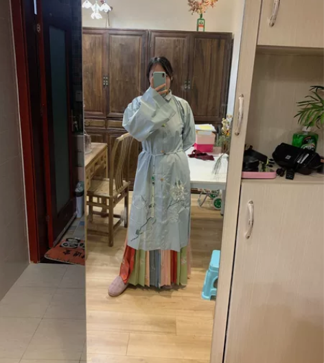 都城南庄绣球花立领长衫XL码偏小。80包邮...