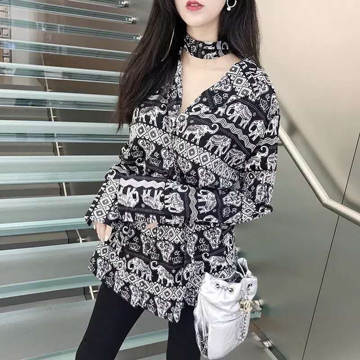 小众设计复古印花衬衣   上身超好看