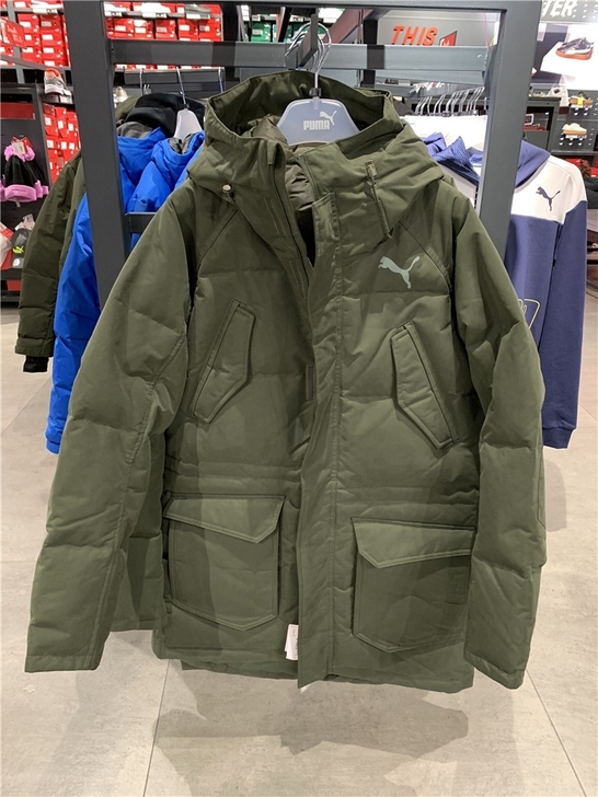 反季大促销，彪马PUMA羽绒服M，XXL码...