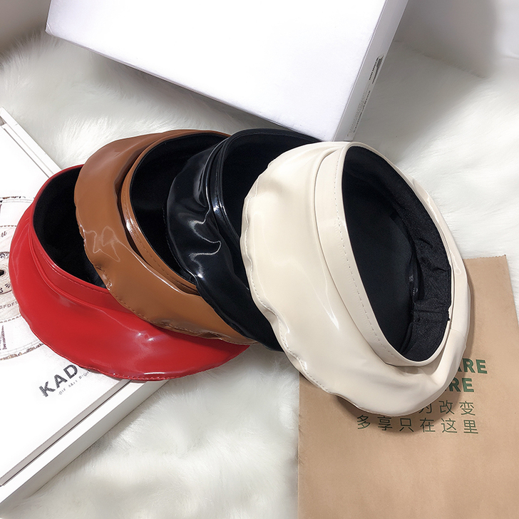 漆皮贝雷帽